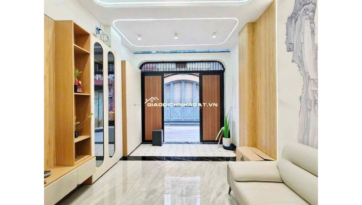  NHÀ 4 TẦNG BTCT HẺM XE HƠI GẦN TRƯỜNG CHINH – EMART 2 (TÂN BÌNH)  Vị trí đắc địa, hẻm xe hơi thông thoáng, sát đường xe tải tránh